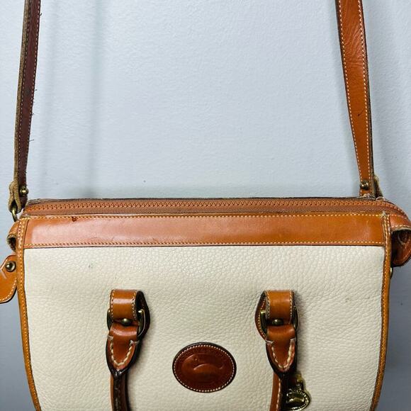 Vintage DOONEY & BOURKE Bone White Tan 1980s Leather Crossbody Straps Handbag - Picture 4 of 14